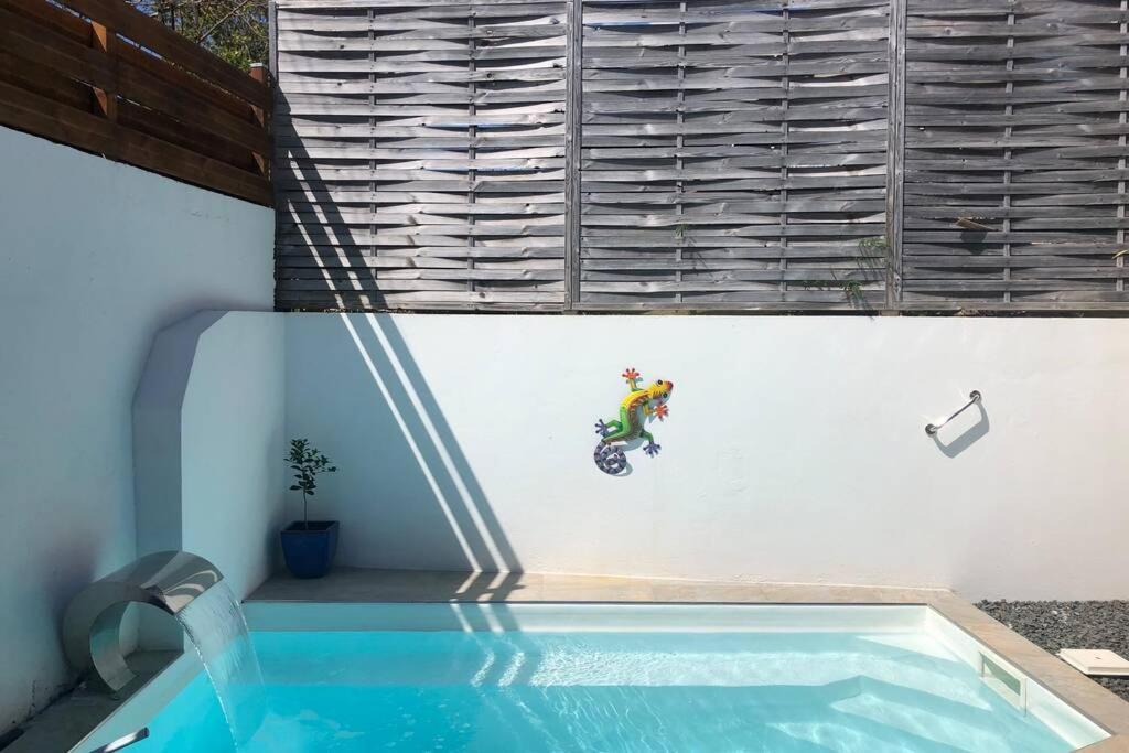 Ks Villa La Coulee 4 Etoiles Saint-Francois  Exterior photo