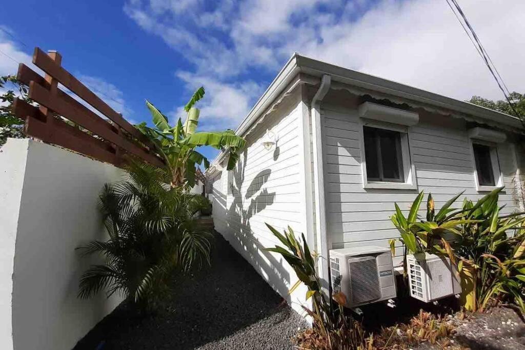 Ks Villa La Coulee 4 Etoiles Saint-Francois  Exterior photo